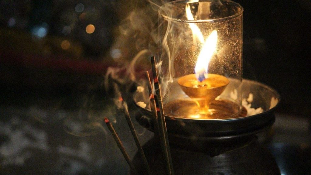 چگونه عشقم را دلتنگ کنم تا برگرده